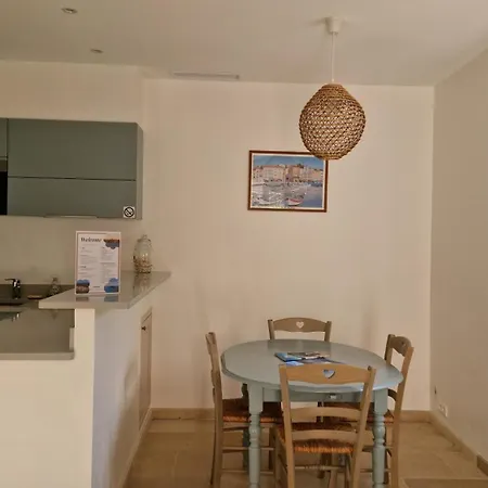 Maison Les Marres Saint-tropez, Elegance Et Calme Lejlighed Saint-Tropez